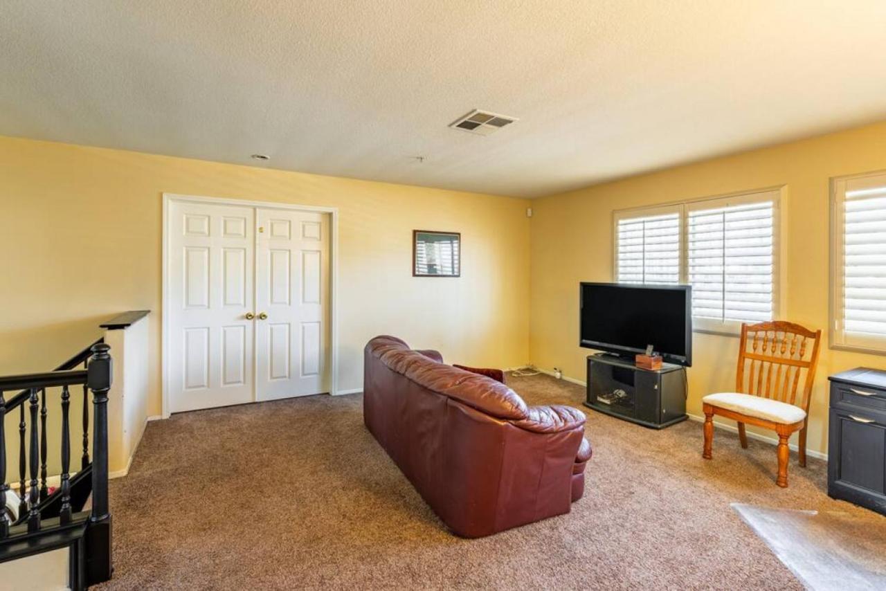Family-Friendly 4Br Home - Spacious - Great Location 方塔纳 外观 照片